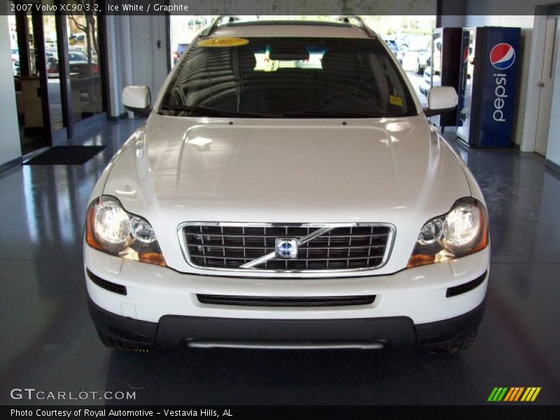 Ice White / Graphite 2007 Volvo XC90 3.2