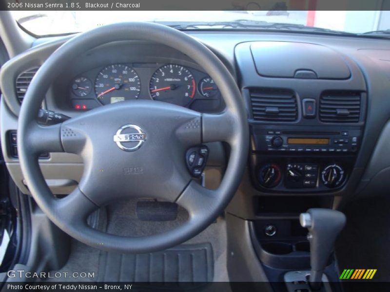 Blackout / Charcoal 2006 Nissan Sentra 1.8 S