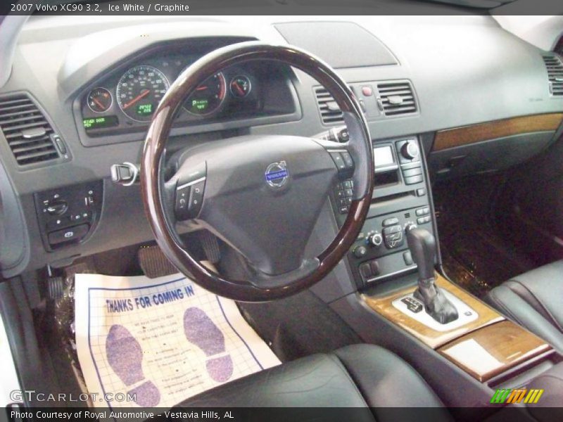 Ice White / Graphite 2007 Volvo XC90 3.2