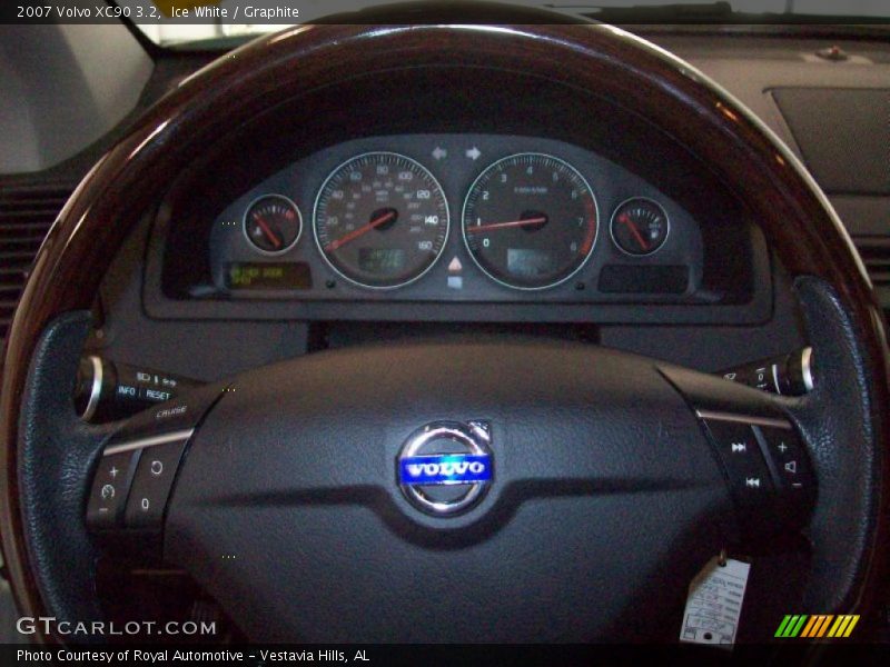 Ice White / Graphite 2007 Volvo XC90 3.2