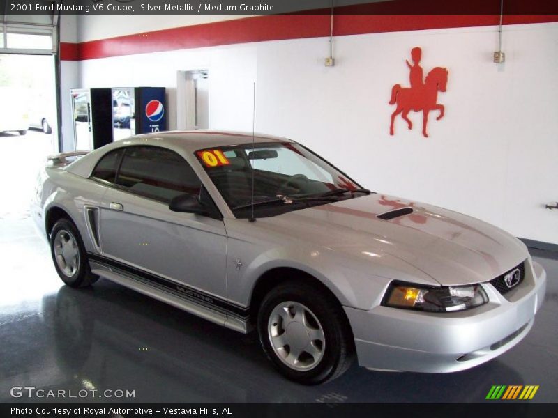 Silver Metallic / Medium Graphite 2001 Ford Mustang V6 Coupe