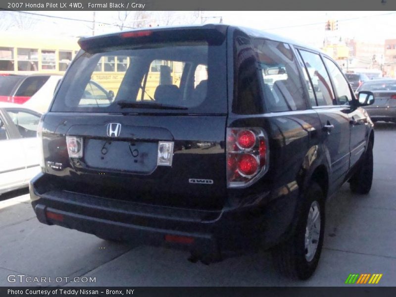 Formal Black / Gray 2007 Honda Pilot LX 4WD