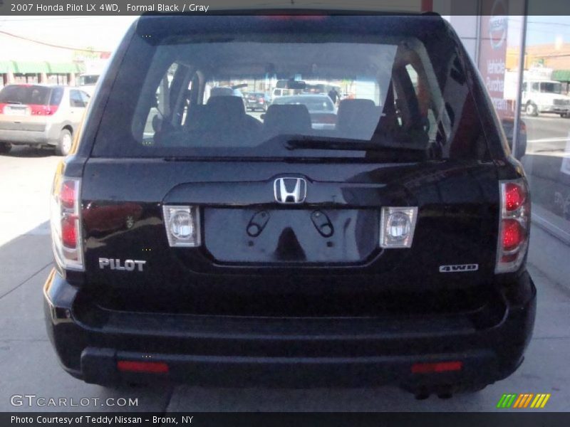 Formal Black / Gray 2007 Honda Pilot LX 4WD