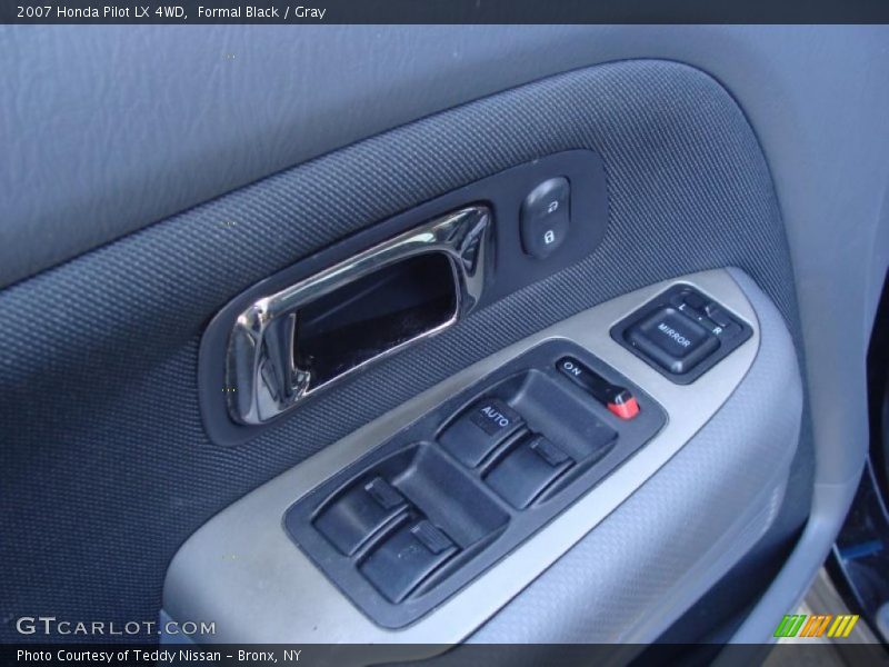 Formal Black / Gray 2007 Honda Pilot LX 4WD