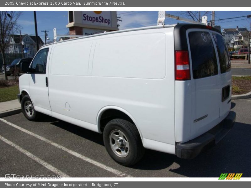Summit White / Neutral 2005 Chevrolet Express 1500 Cargo Van