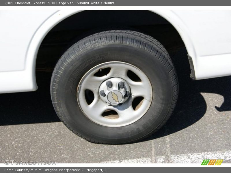 Summit White / Neutral 2005 Chevrolet Express 1500 Cargo Van