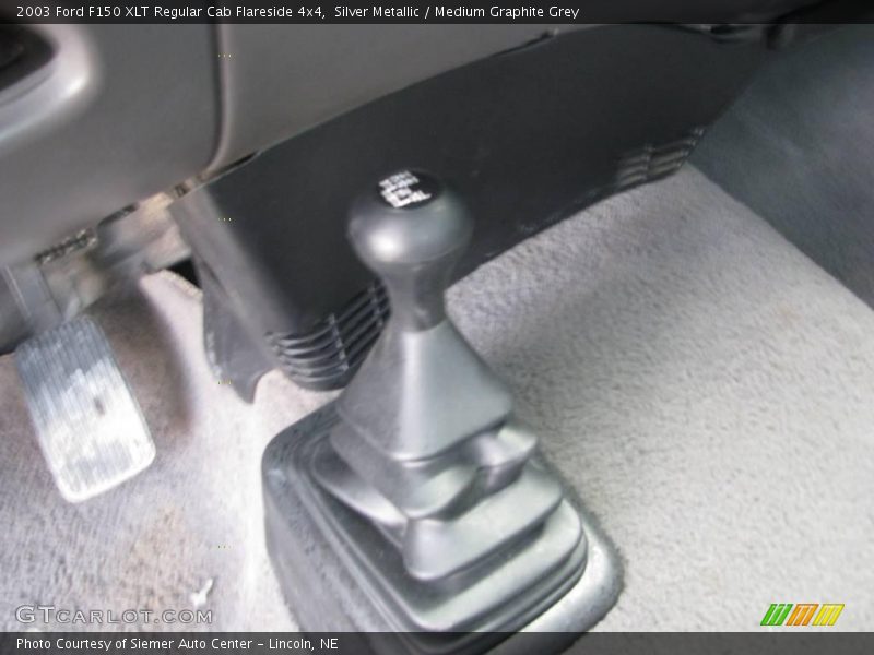 Silver Metallic / Medium Graphite Grey 2003 Ford F150 XLT Regular Cab Flareside 4x4