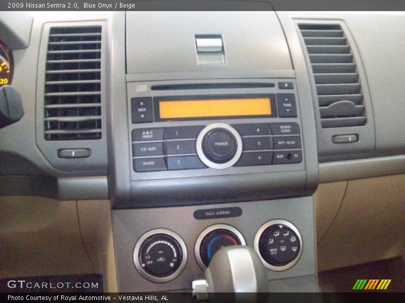 Blue Onyx / Beige 2009 Nissan Sentra 2.0