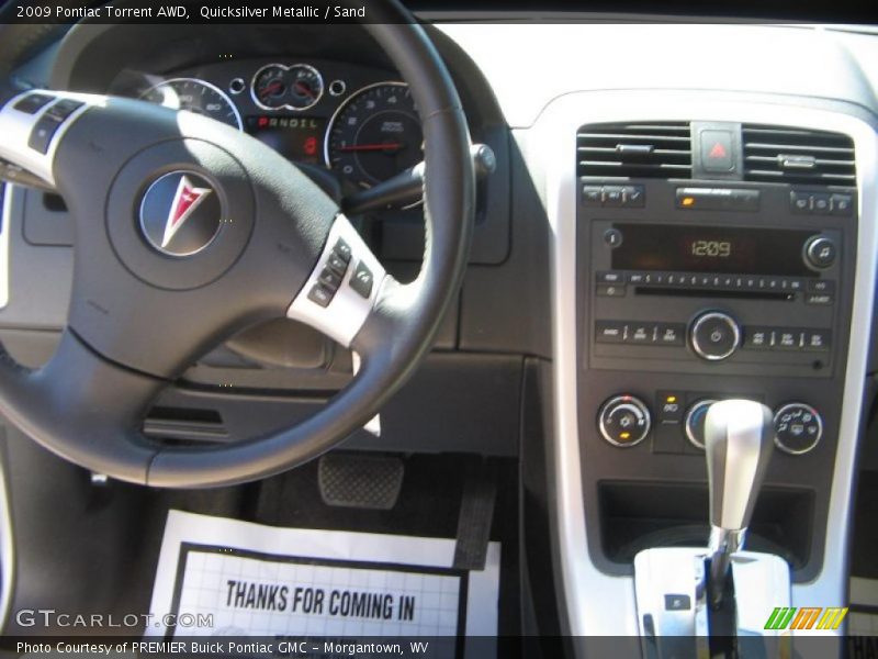 Quicksilver Metallic / Sand 2009 Pontiac Torrent AWD