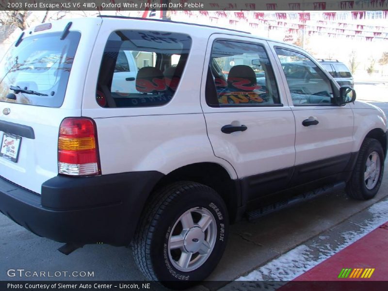 Oxford White / Medium Dark Pebble 2003 Ford Escape XLS V6 4WD