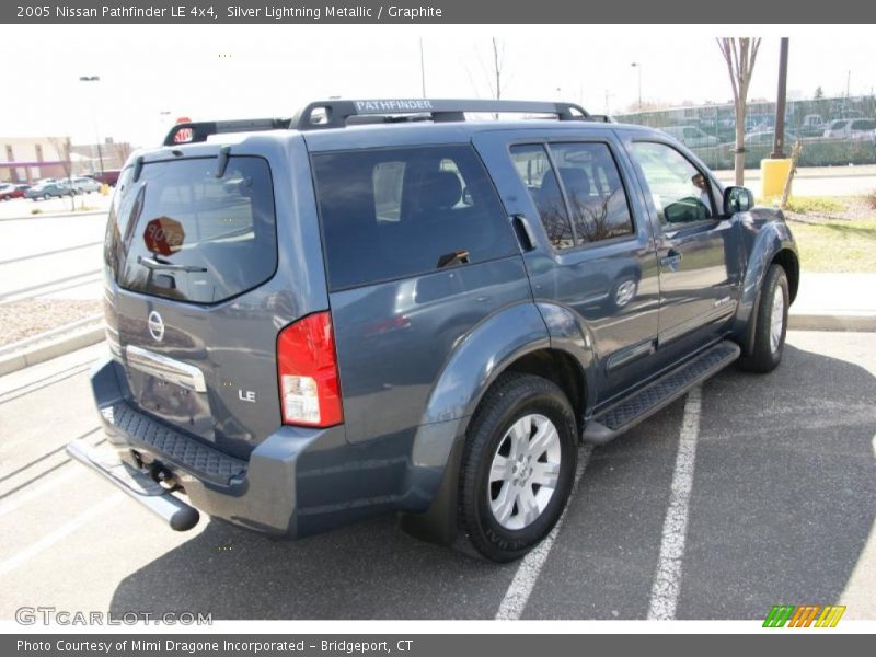Silver Lightning Metallic / Graphite 2005 Nissan Pathfinder LE 4x4