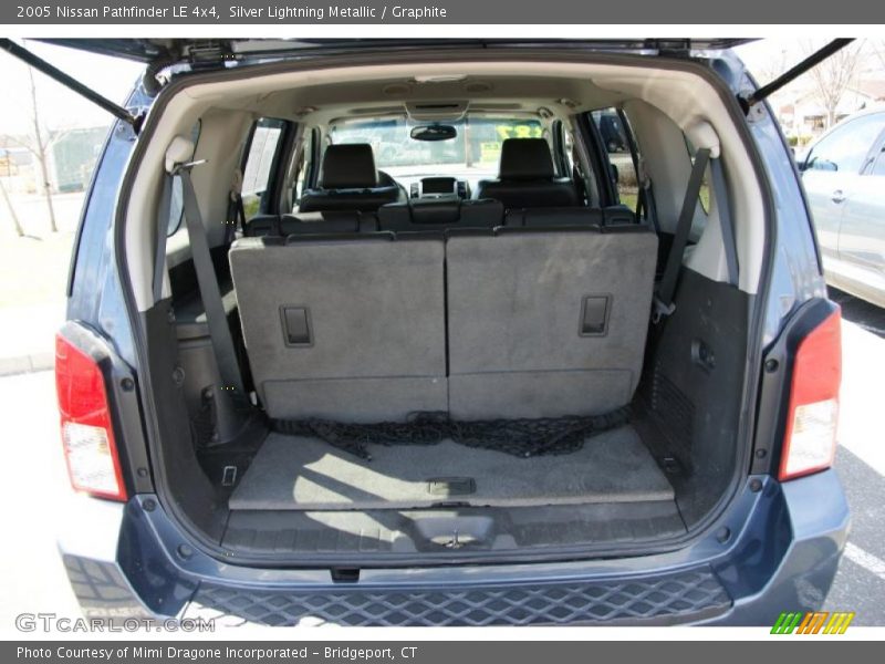 Silver Lightning Metallic / Graphite 2005 Nissan Pathfinder LE 4x4