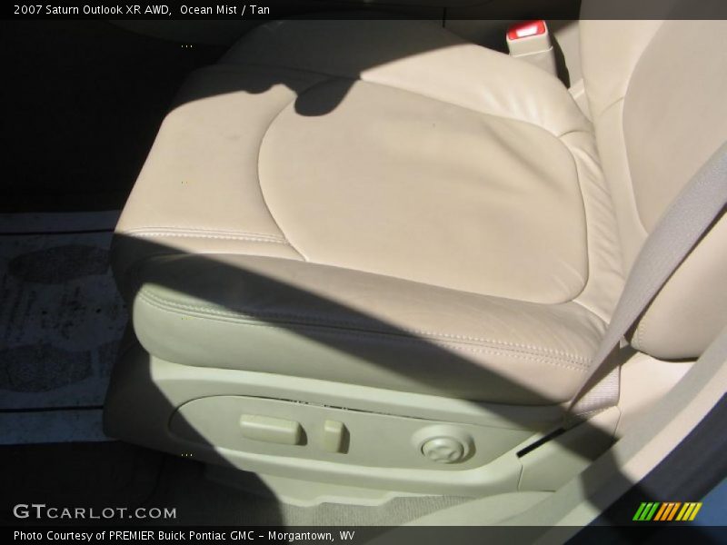 Ocean Mist / Tan 2007 Saturn Outlook XR AWD