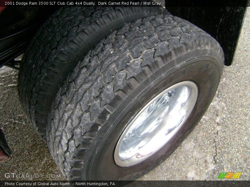 Dark Garnet Red Pearl / Mist Gray 2001 Dodge Ram 3500 SLT Club Cab 4x4 Dually