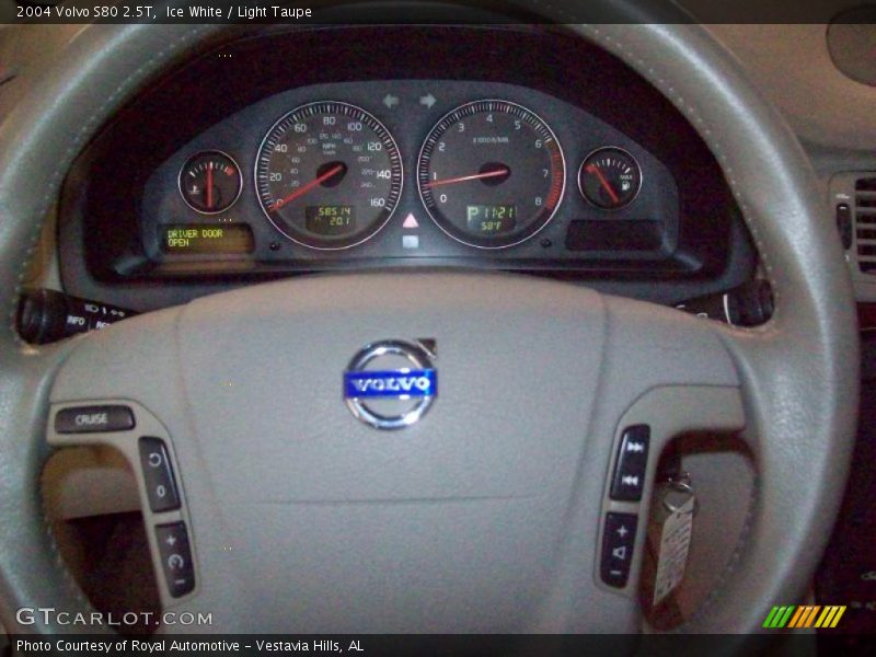 Ice White / Light Taupe 2004 Volvo S80 2.5T