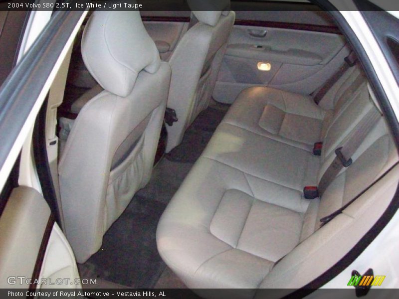 Ice White / Light Taupe 2004 Volvo S80 2.5T