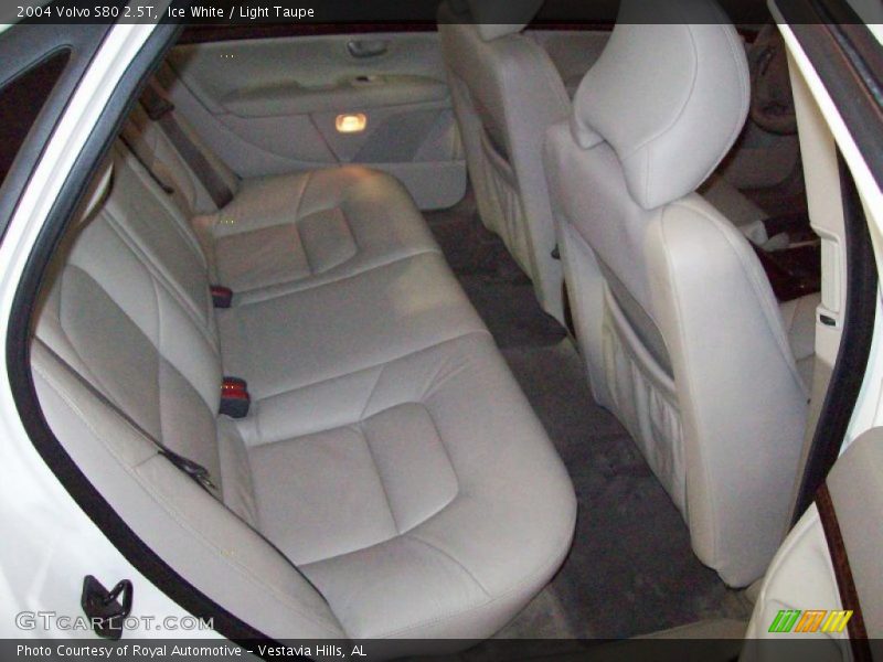 Ice White / Light Taupe 2004 Volvo S80 2.5T