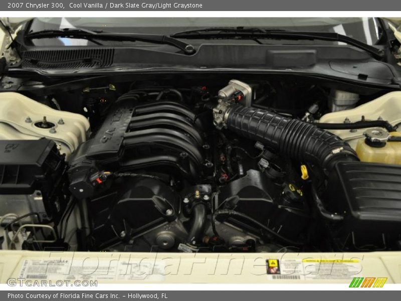Cool Vanilla / Dark Slate Gray/Light Graystone 2007 Chrysler 300