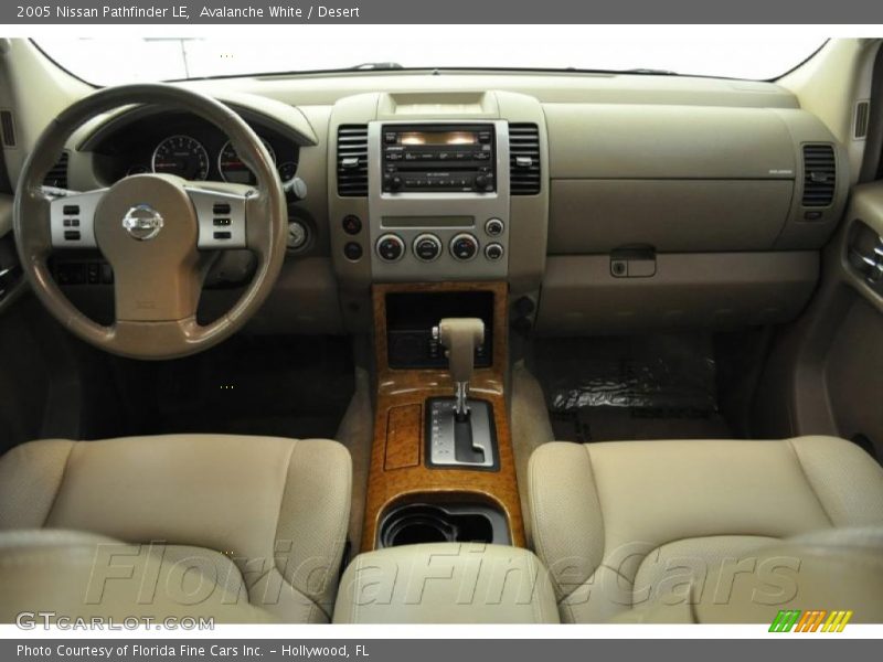 Avalanche White / Desert 2005 Nissan Pathfinder LE