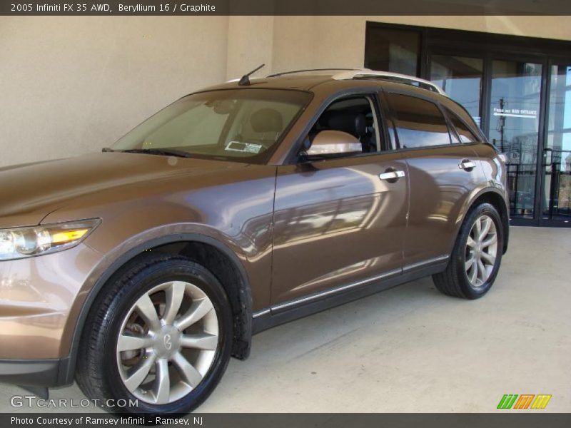 Beryllium 16 / Graphite 2005 Infiniti FX 35 AWD