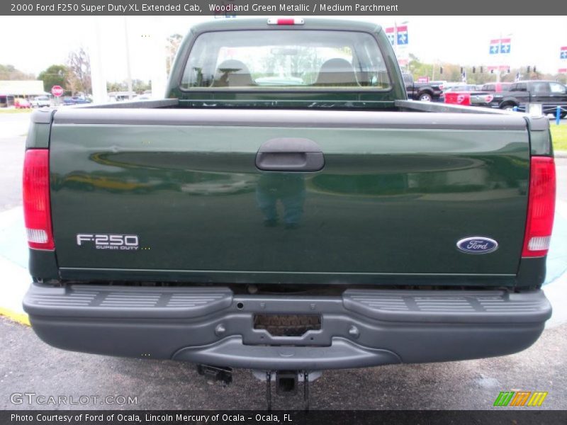 Woodland Green Metallic / Medium Parchment 2000 Ford F250 Super Duty XL Extended Cab