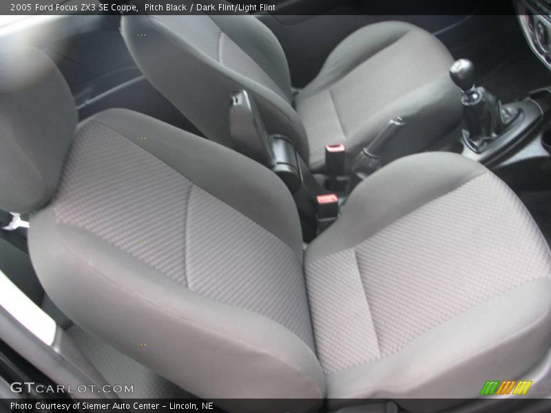 Pitch Black / Dark Flint/Light Flint 2005 Ford Focus ZX3 SE Coupe