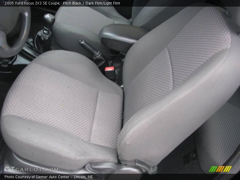 Pitch Black / Dark Flint/Light Flint 2005 Ford Focus ZX3 SE Coupe