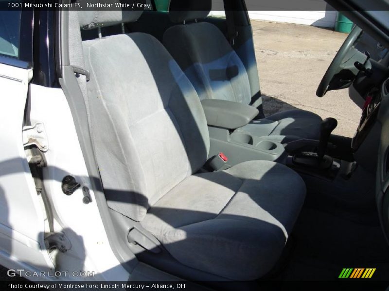 Northstar White / Gray 2001 Mitsubishi Galant ES