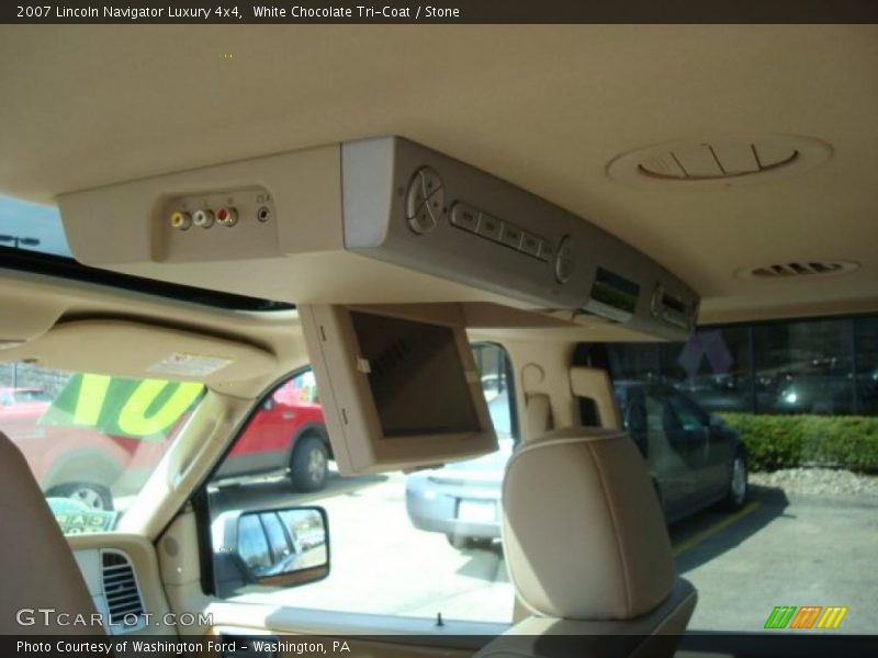 White Chocolate Tri-Coat / Stone 2007 Lincoln Navigator Luxury 4x4