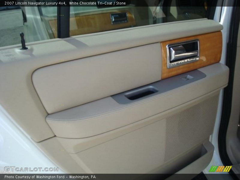 White Chocolate Tri-Coat / Stone 2007 Lincoln Navigator Luxury 4x4