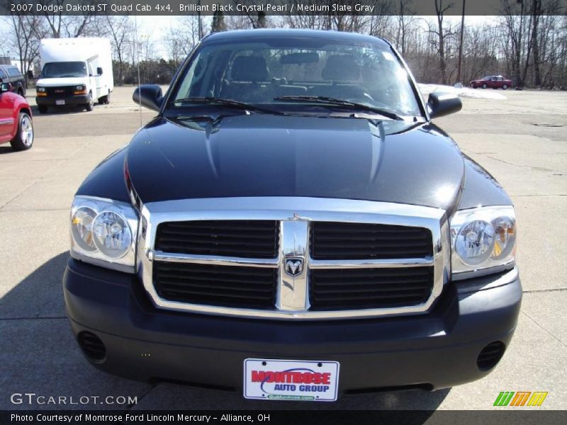 Brilliant Black Crystal Pearl / Medium Slate Gray 2007 Dodge Dakota ST Quad Cab 4x4