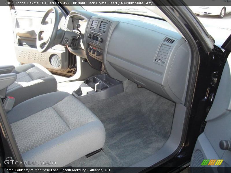 Brilliant Black Crystal Pearl / Medium Slate Gray 2007 Dodge Dakota ST Quad Cab 4x4