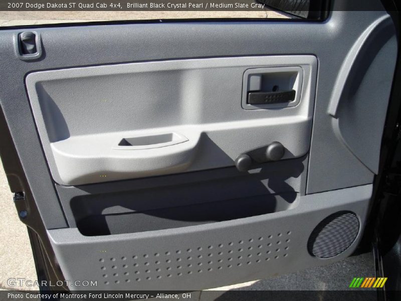 Brilliant Black Crystal Pearl / Medium Slate Gray 2007 Dodge Dakota ST Quad Cab 4x4