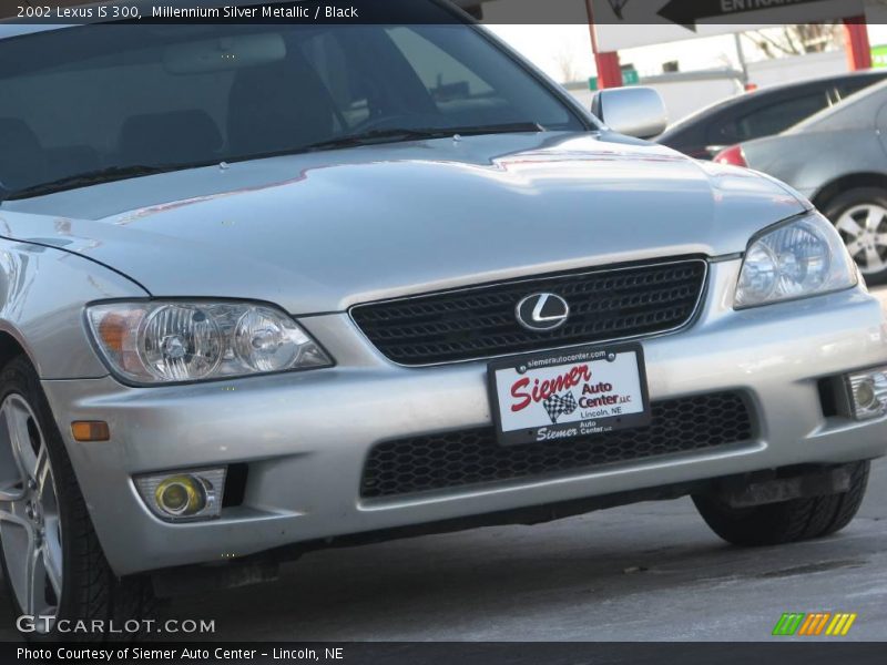 Millennium Silver Metallic / Black 2002 Lexus IS 300