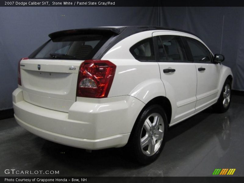 Stone White / Pastel Slate Gray/Red 2007 Dodge Caliber SXT