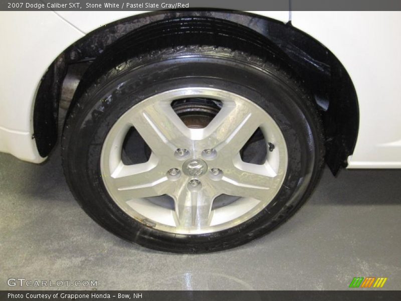 Stone White / Pastel Slate Gray/Red 2007 Dodge Caliber SXT