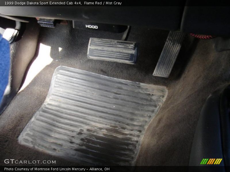 Flame Red / Mist Gray 1999 Dodge Dakota Sport Extended Cab 4x4