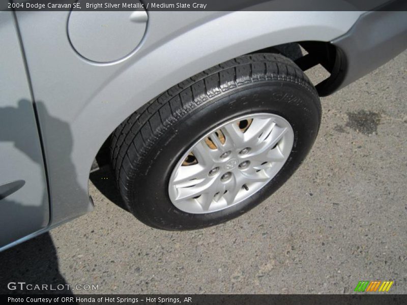 Bright Silver Metallic / Medium Slate Gray 2004 Dodge Caravan SE