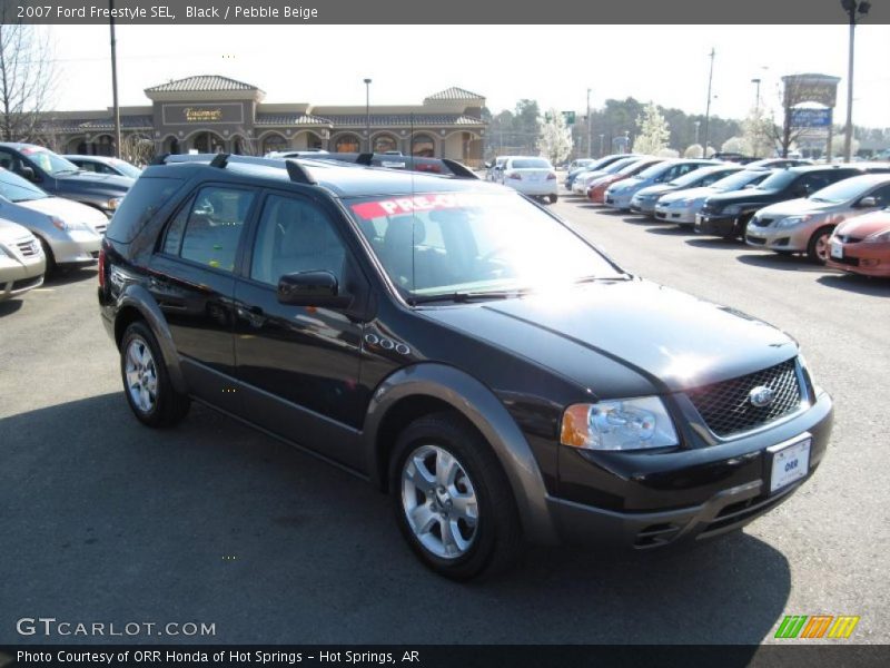 Black / Pebble Beige 2007 Ford Freestyle SEL