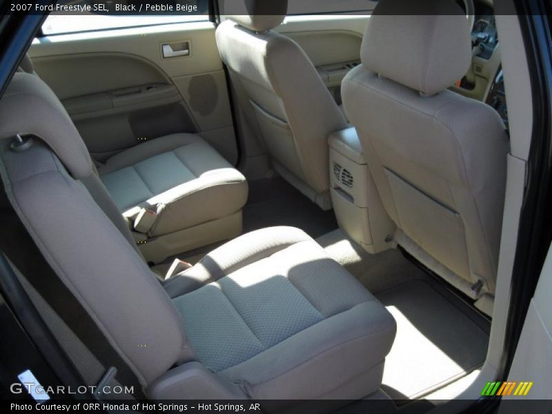 Black / Pebble Beige 2007 Ford Freestyle SEL