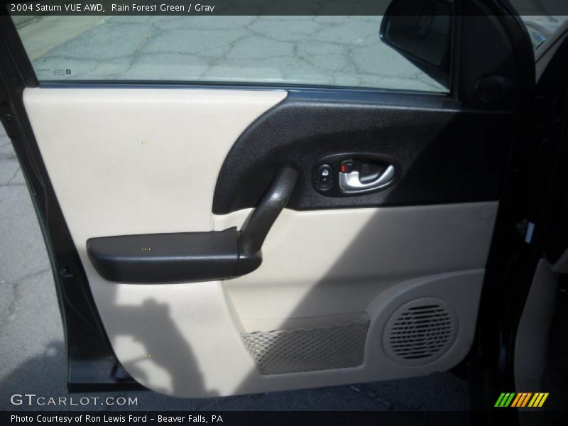 Rain Forest Green / Gray 2004 Saturn VUE AWD