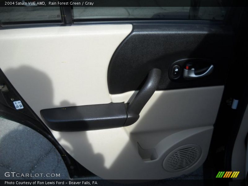 Rain Forest Green / Gray 2004 Saturn VUE AWD
