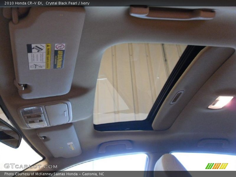 Crystal Black Pearl / Ivory 2010 Honda CR-V EX