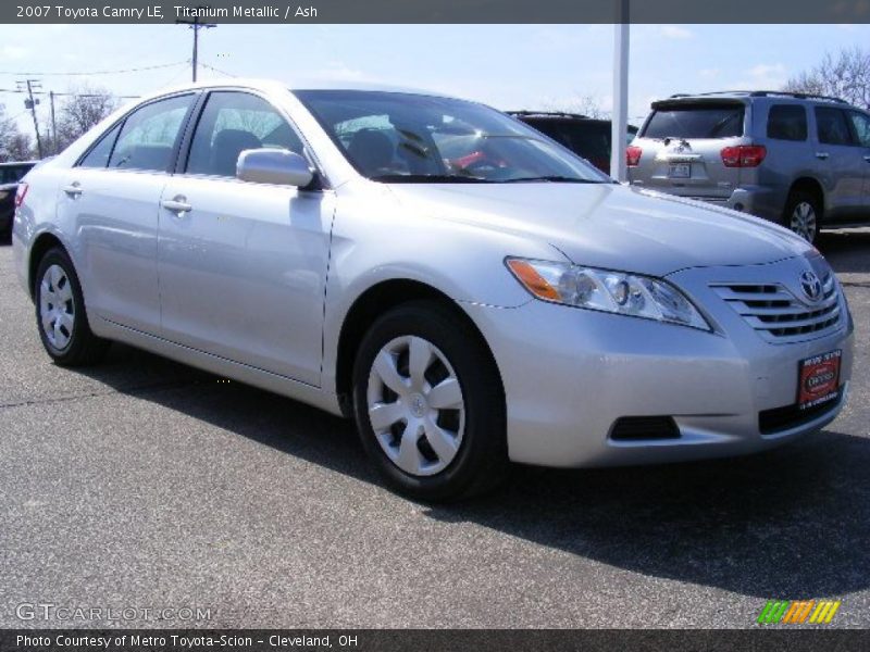 Titanium Metallic / Ash 2007 Toyota Camry LE