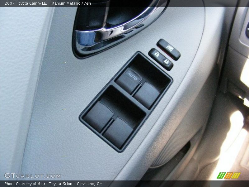 Titanium Metallic / Ash 2007 Toyota Camry LE