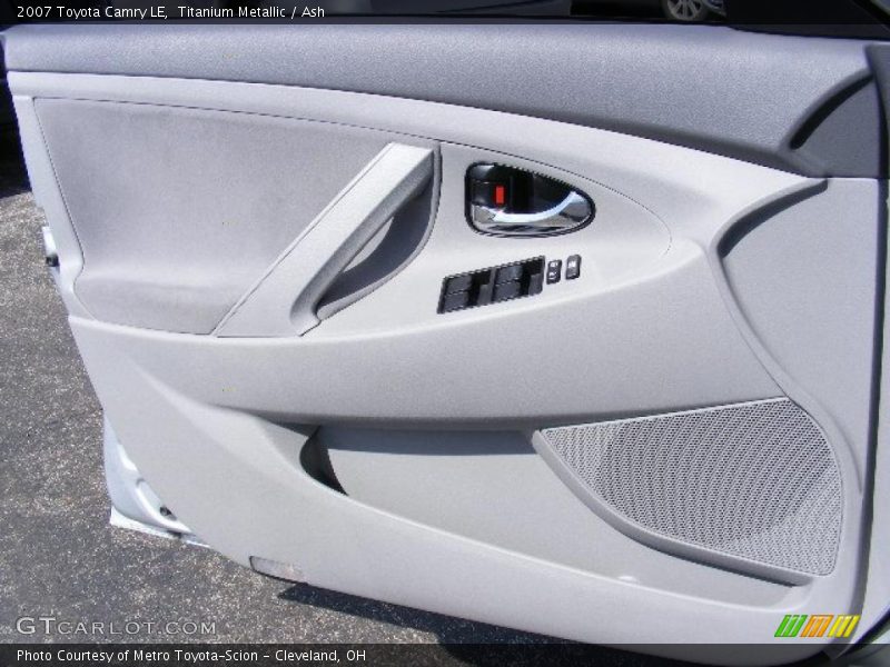Titanium Metallic / Ash 2007 Toyota Camry LE