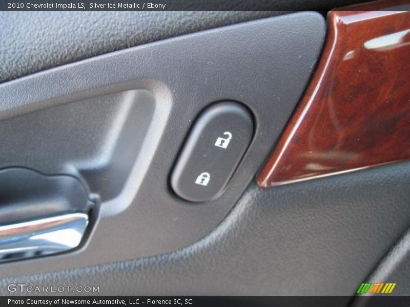 Silver Ice Metallic / Ebony 2010 Chevrolet Impala LS