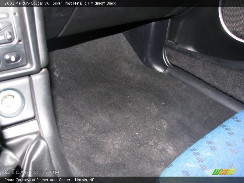 Silver Frost Metallic / Midnight Black 2001 Mercury Cougar V6
