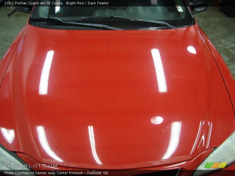 Bright Red / Dark Pewter 2001 Pontiac Grand Am SE Coupe
