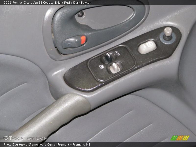Bright Red / Dark Pewter 2001 Pontiac Grand Am SE Coupe